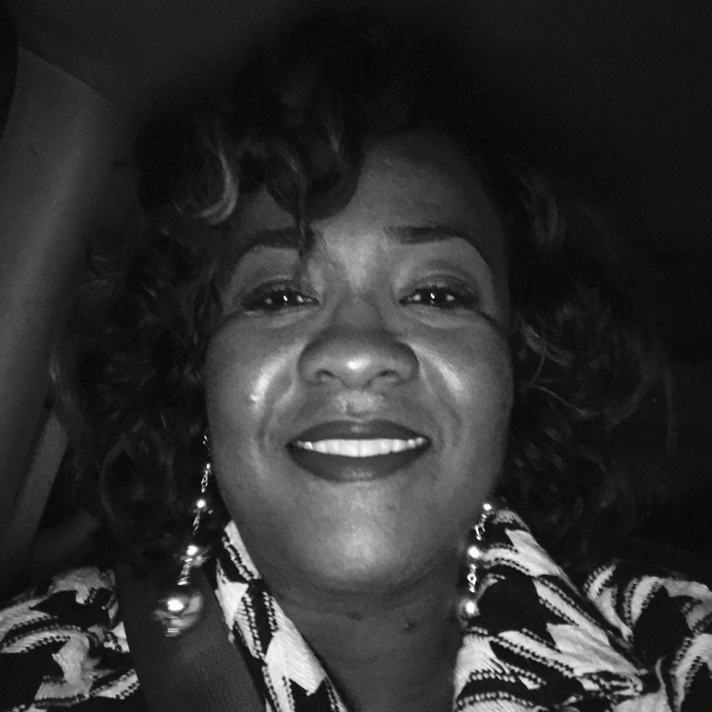 Meet your Posher, Carmella